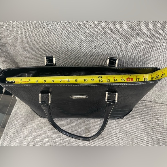 Bob Mackie Black Large Crocodile Embossed Design Shoulder Bag - Picture 8 of 16